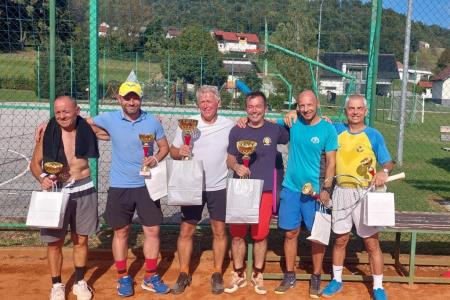 100 + prvbi trije pari w